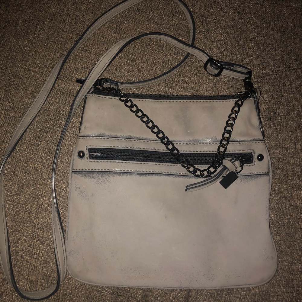 Kenneth Cole reaction gray cross body purse